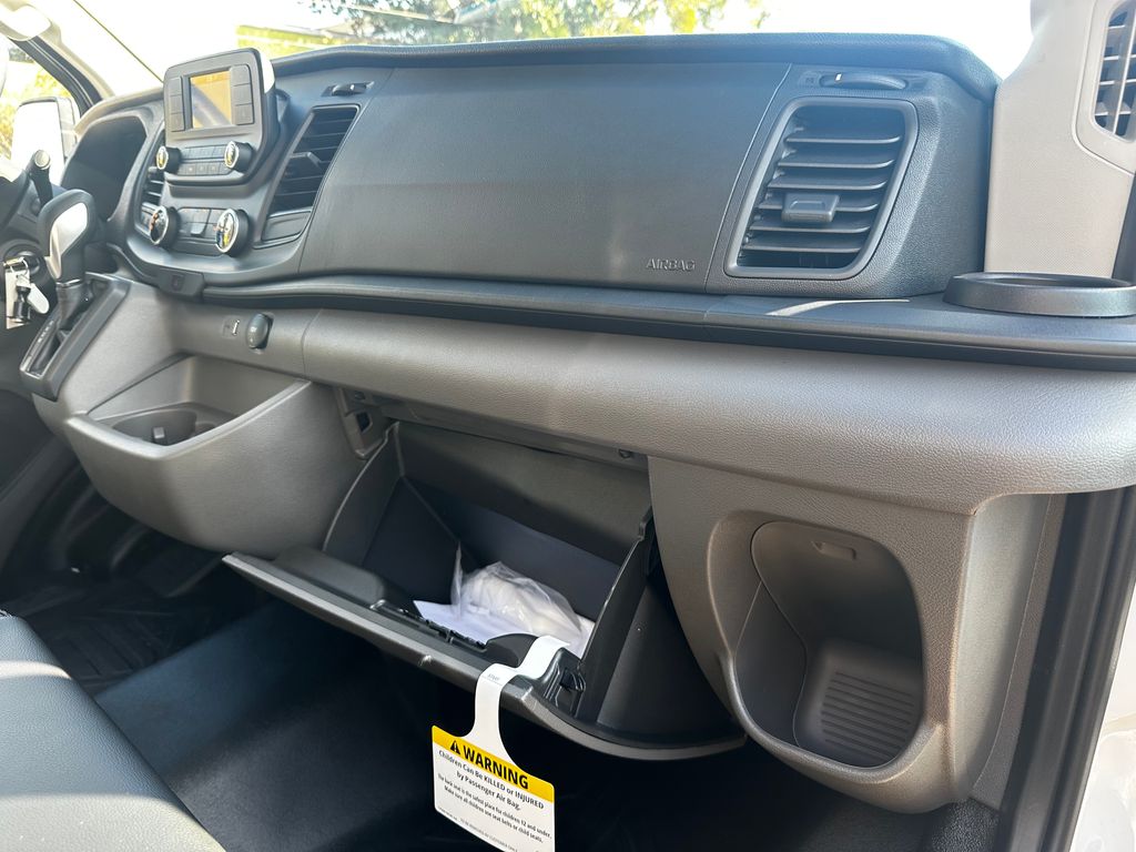 2025 Ford Transit Base Image 25 of 51