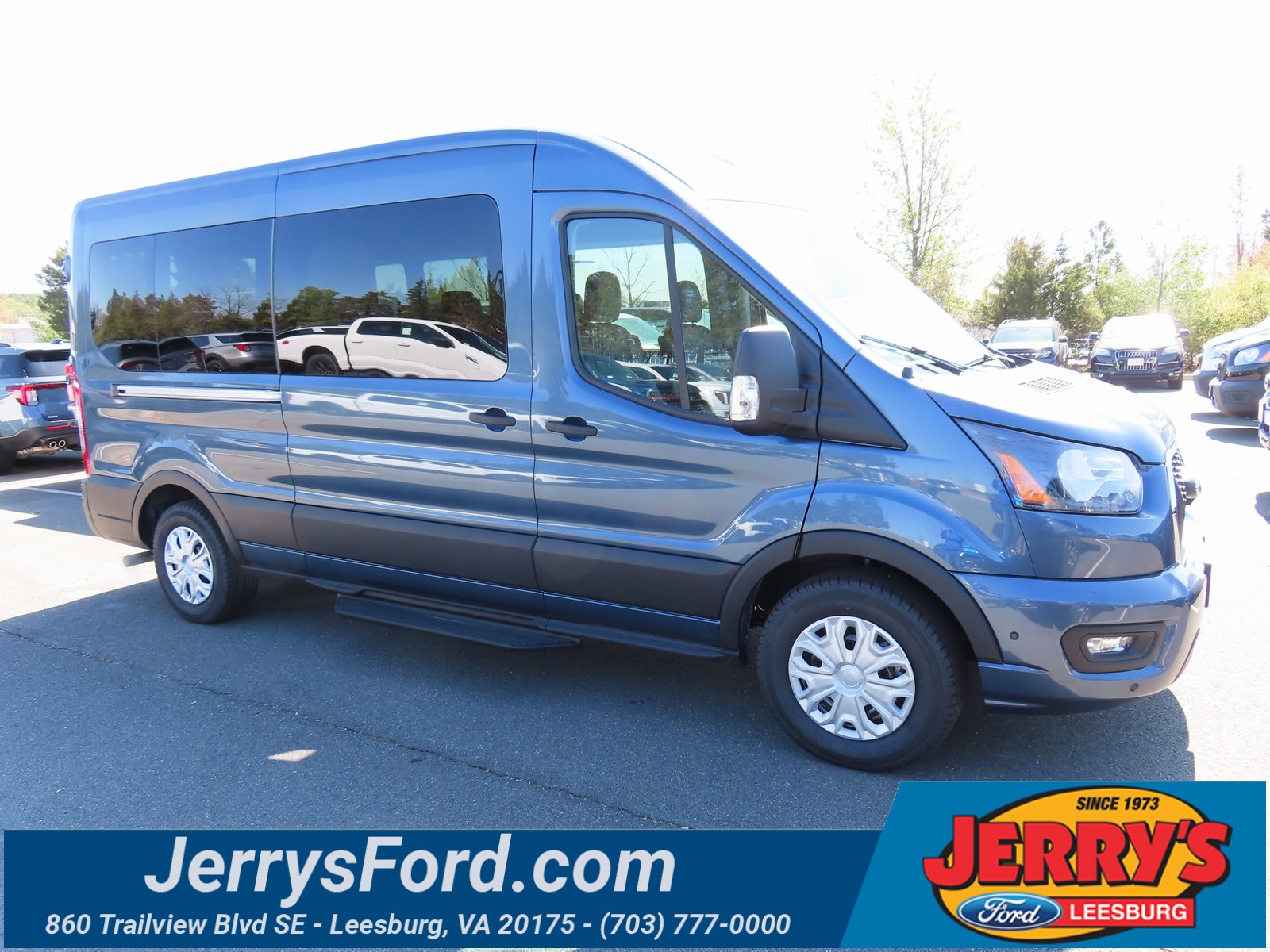 Vehicle image 5 of 22