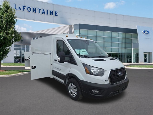 2025 Ford Transit Base Image 4 of 64