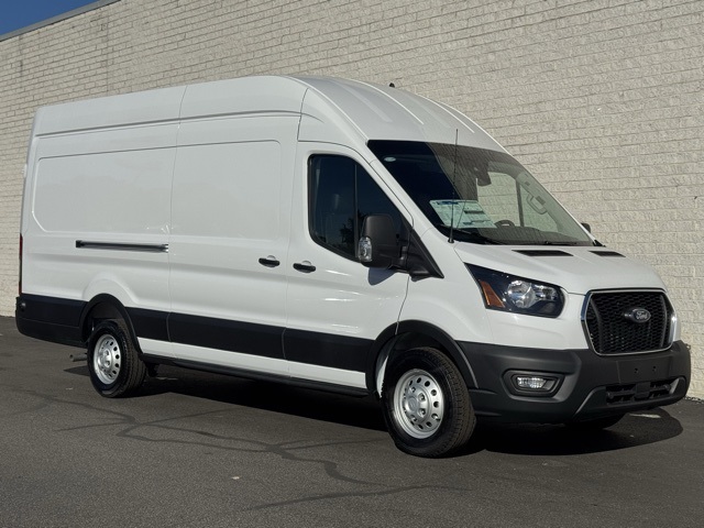 2025 Ford Transit Base Image 4 of 35