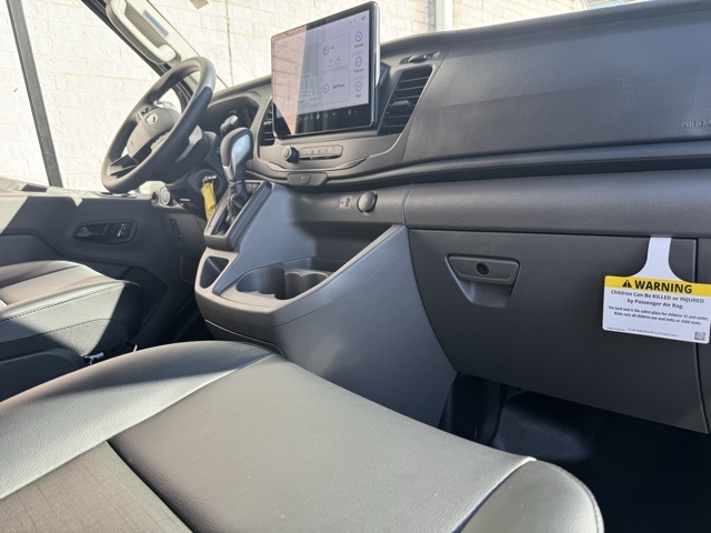 2025 Ford Transit Base Image 22 of 35