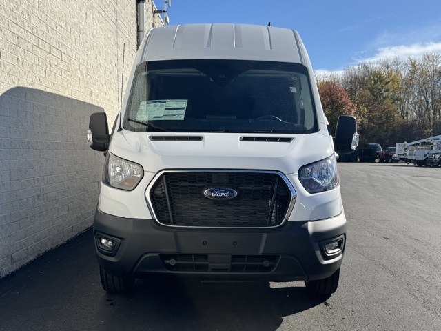 2025 Ford Transit Base Image 3 of 35