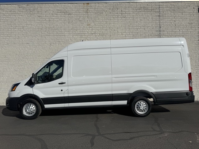 2025 Ford Transit Base Image 8 of 35