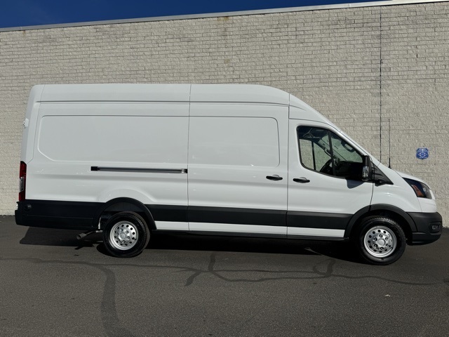2025 Ford Transit Base Image 5 of 35