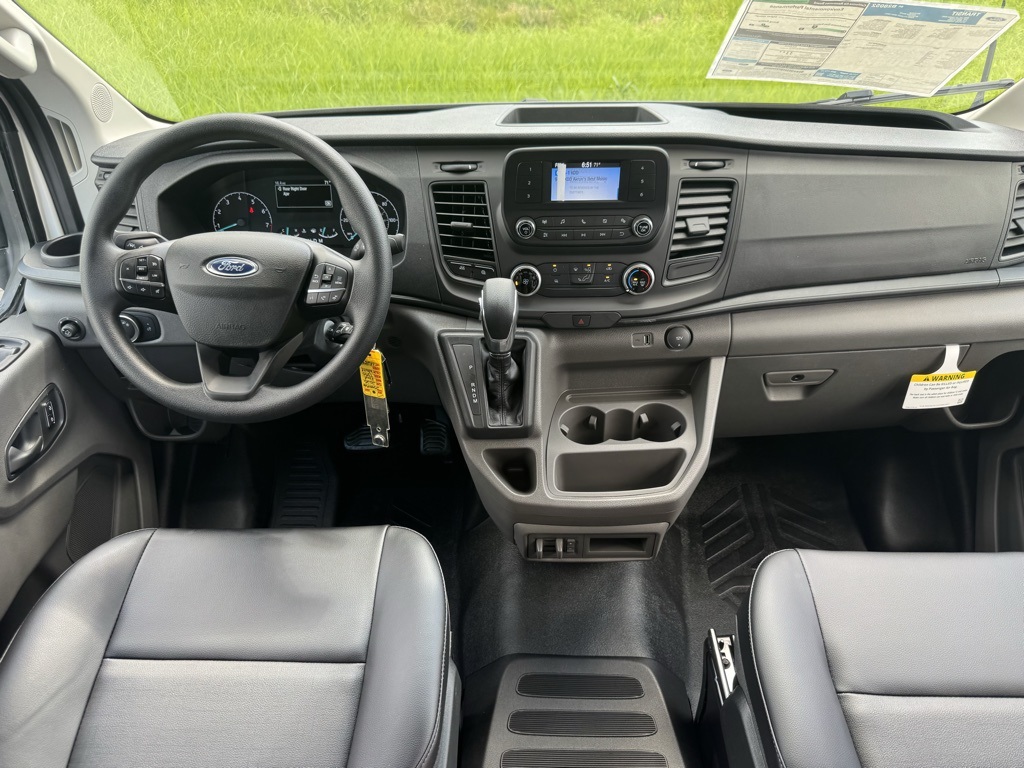 2025 Ford Transit Base Image 21 of 37