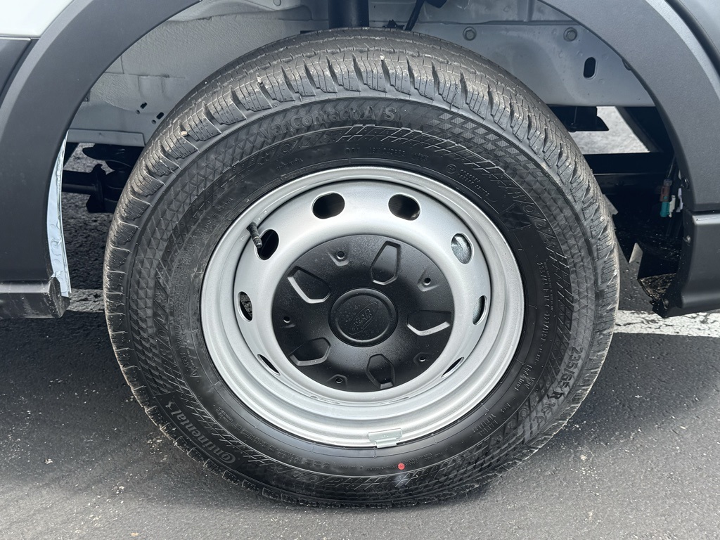 2025 Ford Transit Base Image 13 of 37