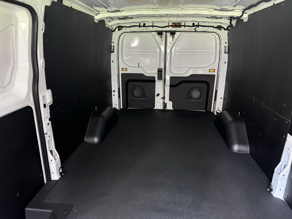 2025 Ford Transit Base Image 15 of 37
