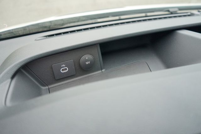 Vehicle image 24 of 36