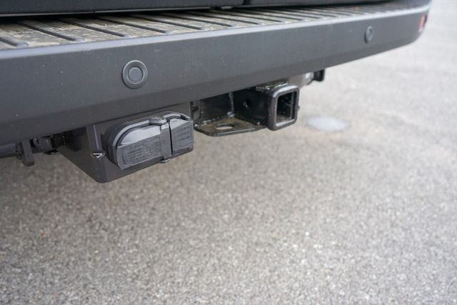 Vehicle image 17 of 36
