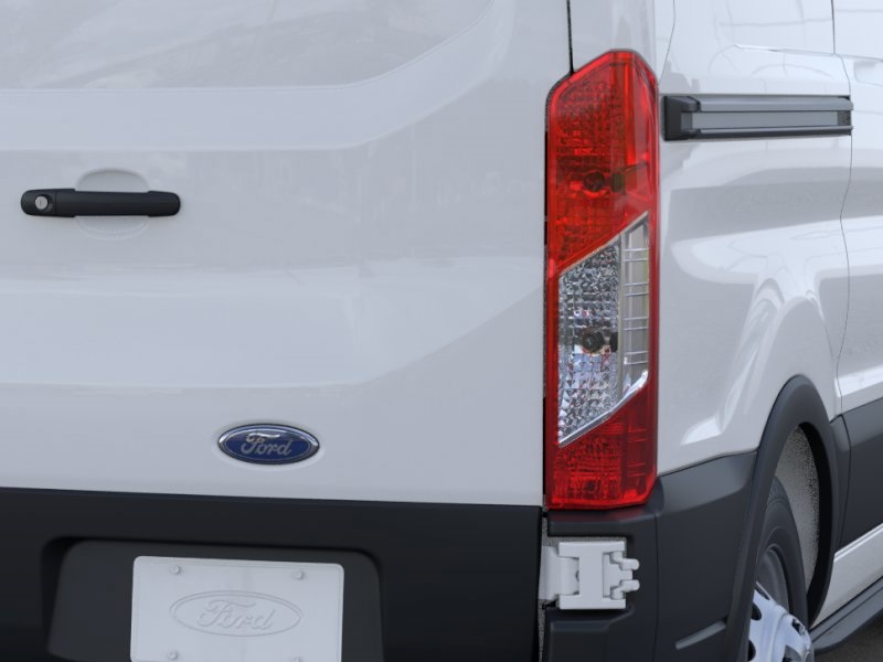 2025 Ford Transit Base Image 18 of 21