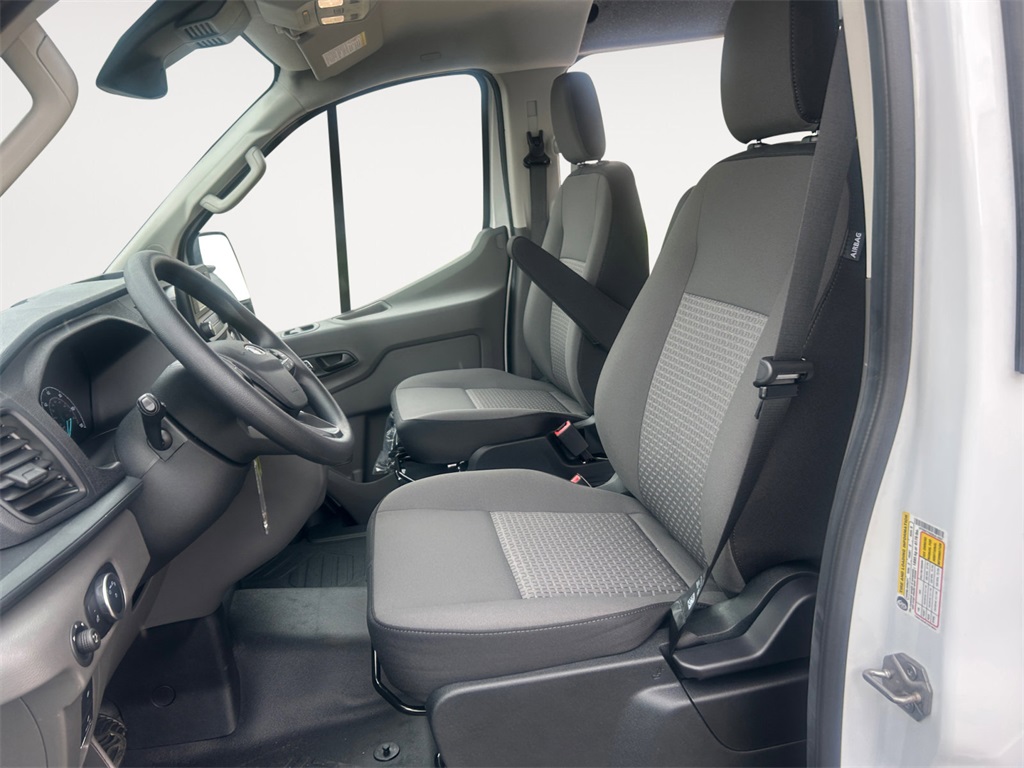 2025 Ford Transit Base Image 11 of 21