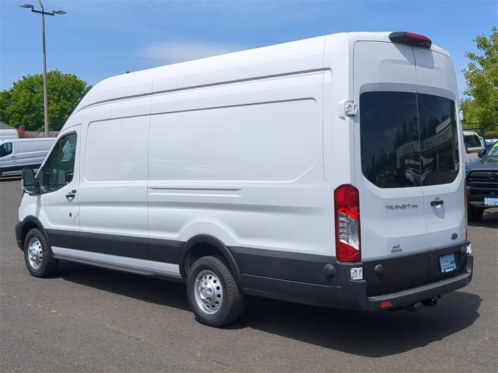 2025 Ford Transit Base Image 6 of 31