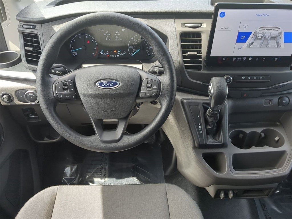2025 Ford Transit Base Image 21 of 31