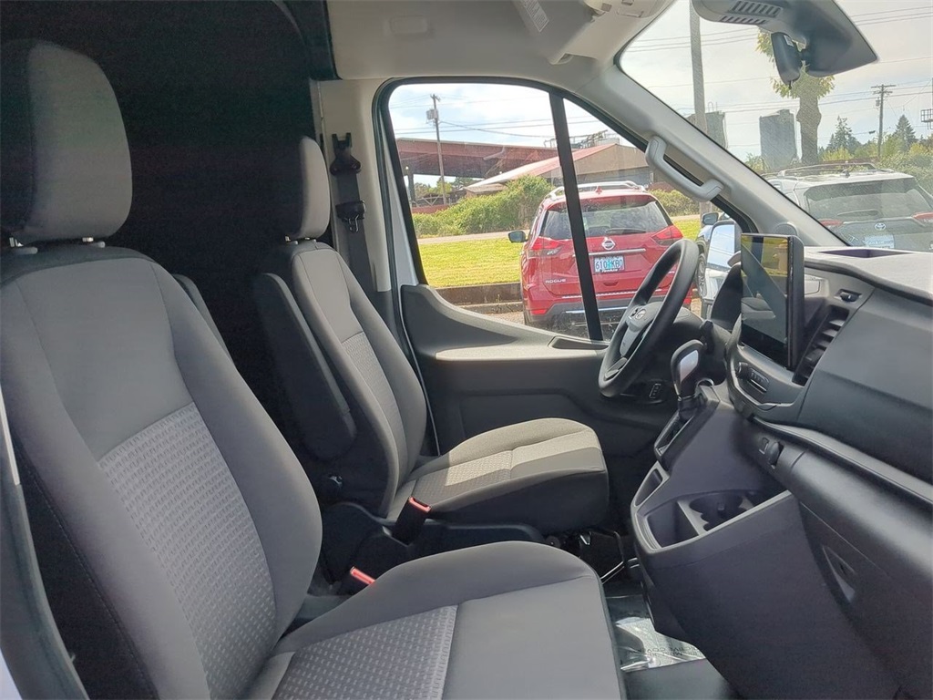 2025 Ford Transit Base Image 27 of 31