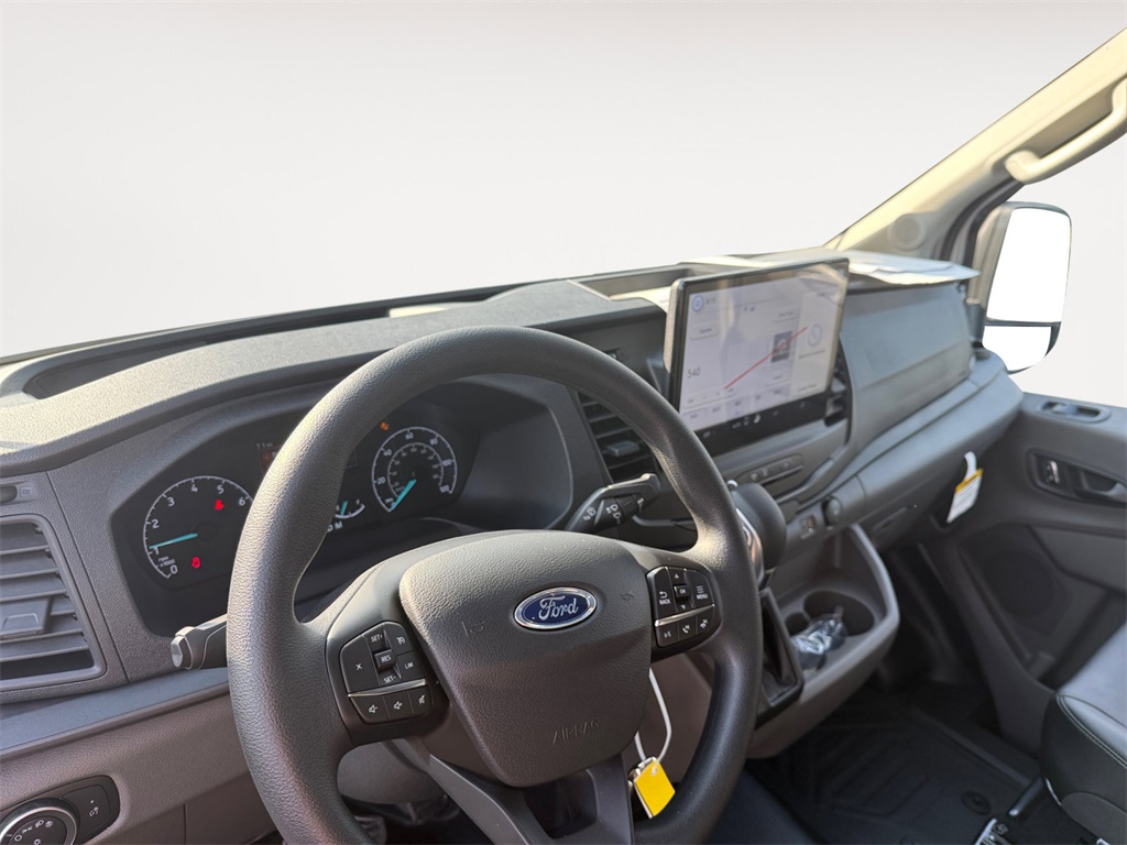 2025 Ford Transit Base Image 11 of 21