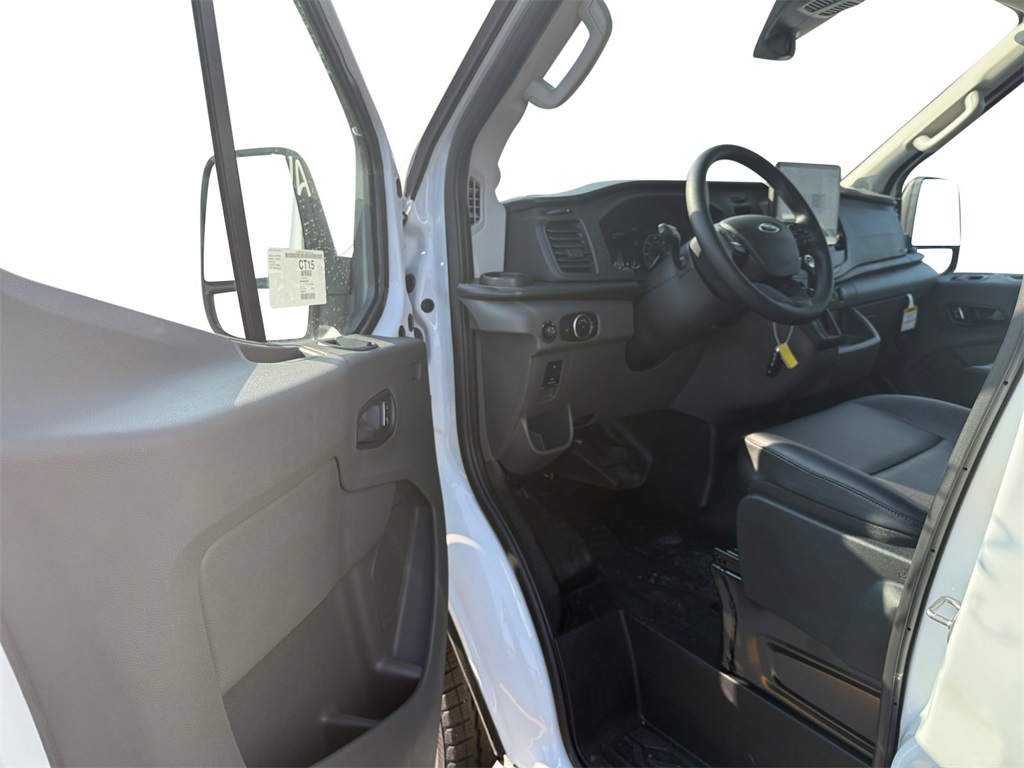 2025 Ford Transit Base Image 19 of 21