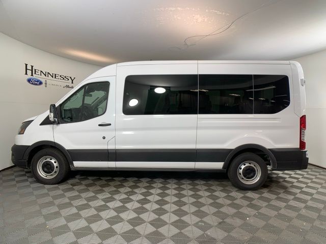 2025 Ford Transit XL Image 8 of 38