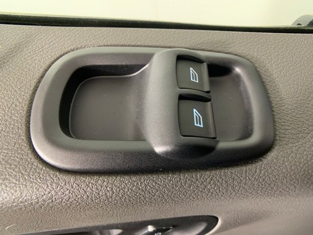 2025 Ford Transit XL Image 26 of 38