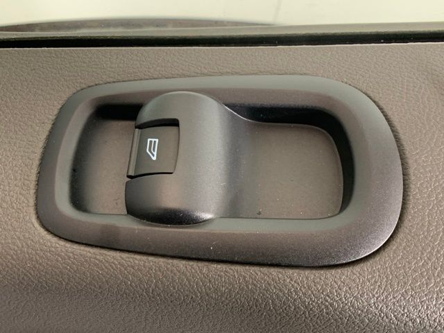 2025 Ford Transit XL Image 25 of 38