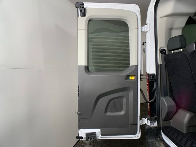2025 Ford Transit XL Image 9 of 38