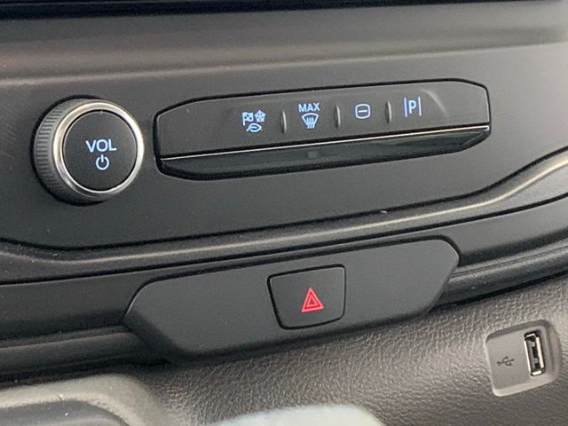 2025 Ford Transit XL Image 24 of 38