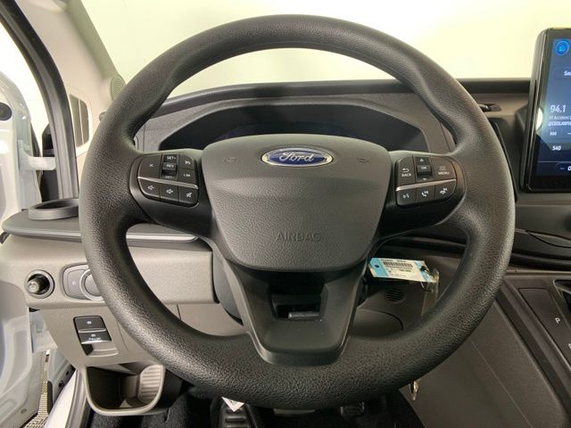 2025 Ford Transit XL Image 33 of 38