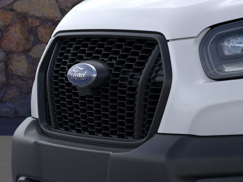 2025 Ford Transit Base Image 17 of 21