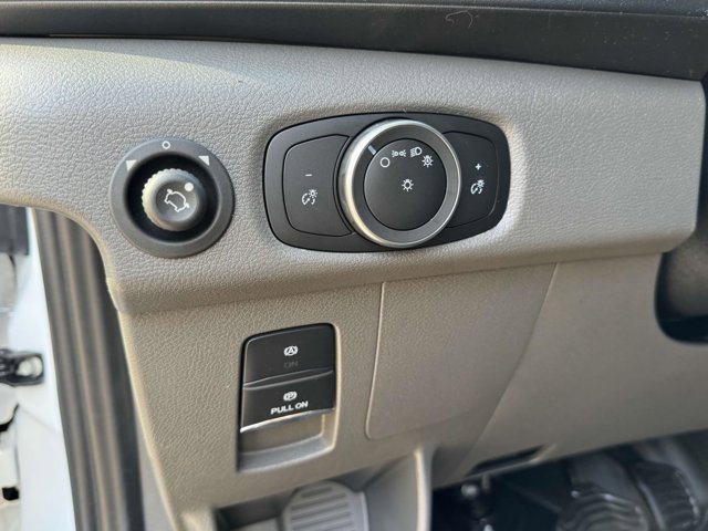 Vehicle image 12 of 25