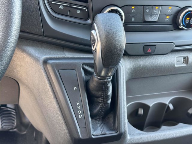 Vehicle image 9 of 25