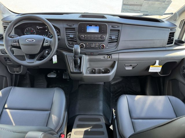 Vehicle image 10 of 25