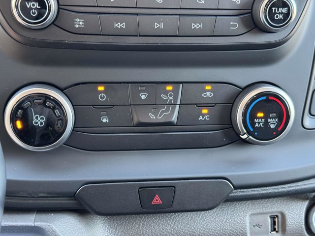 Vehicle image 8 of 25
