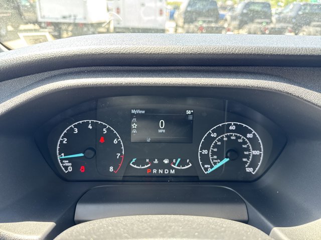 Vehicle image 16 of 31
