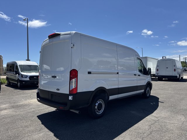 Vehicle image 5 of 31