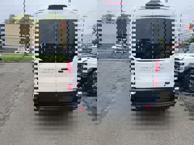 Vehicle image 4 of 13