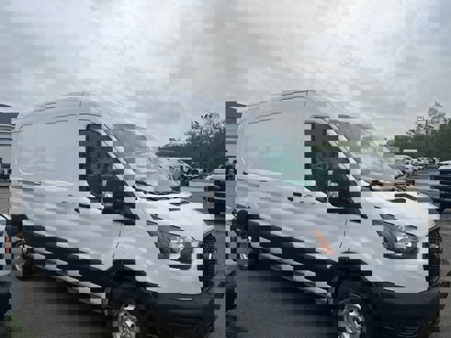 Vehicle image 3 of 13