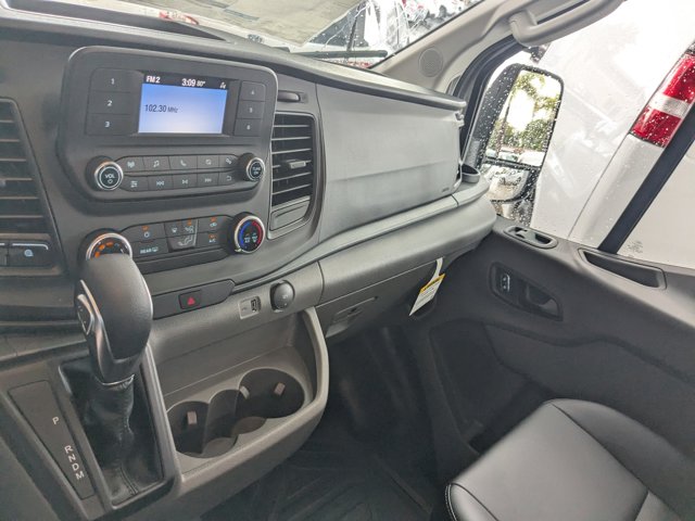 2025 Ford Transit Base Image 16 of 23