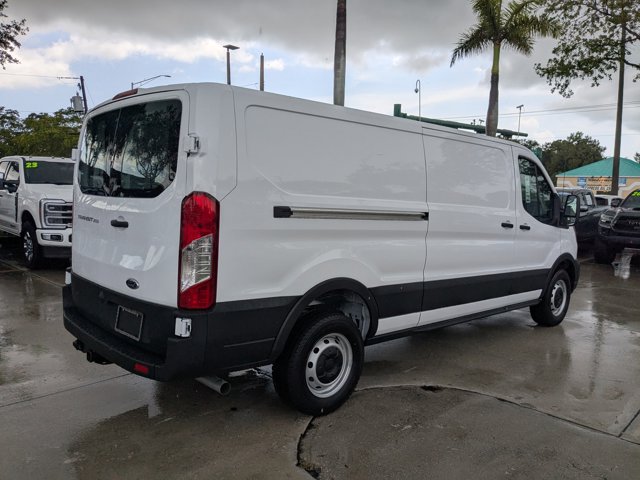 2025 Ford Transit Base Image 5 of 23