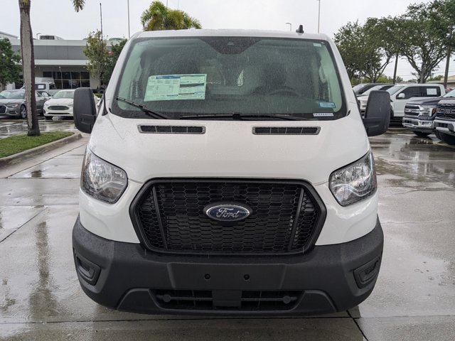 2025 Ford Transit Base Image 3 of 23