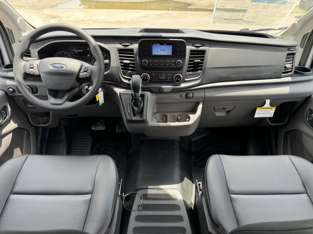 Vehicle image 7 of 33