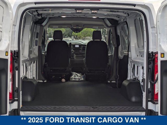 2025 Ford Transit Base Image 11 of 29