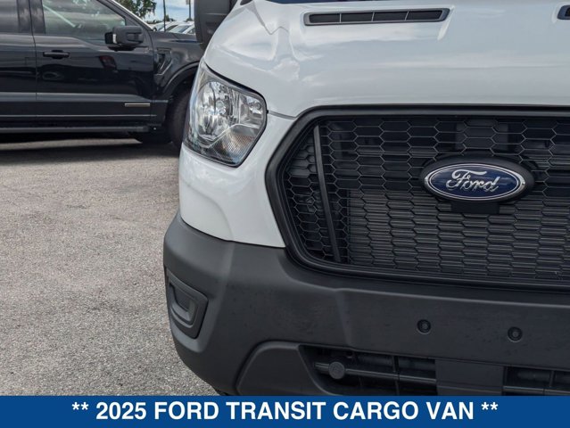 2025 Ford Transit Base Image 20 of 29