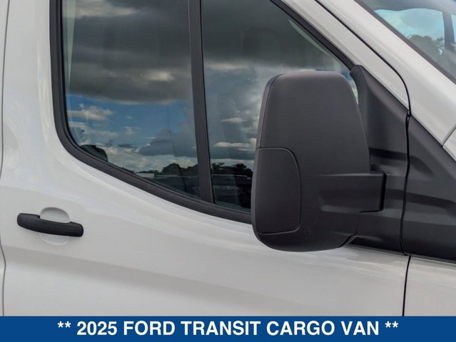 2025 Ford Transit Base Image 23 of 29