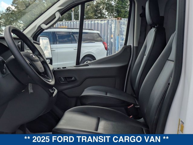 2025 Ford Transit Base Image 12 of 29