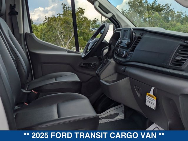 2025 Ford Transit Base Image 13 of 29