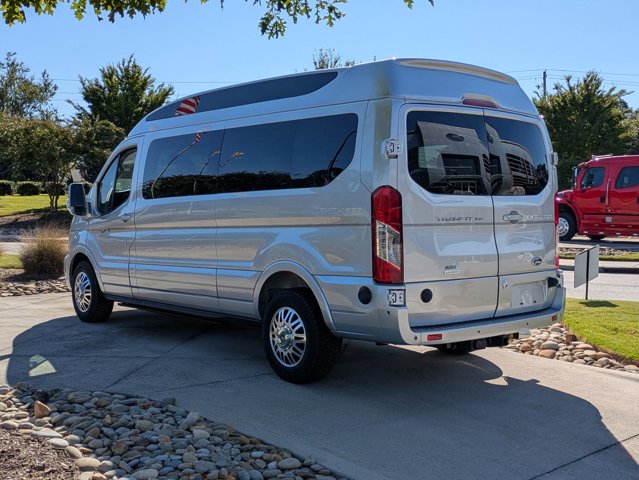 2025 Ford Transit Base Image 8 of 42