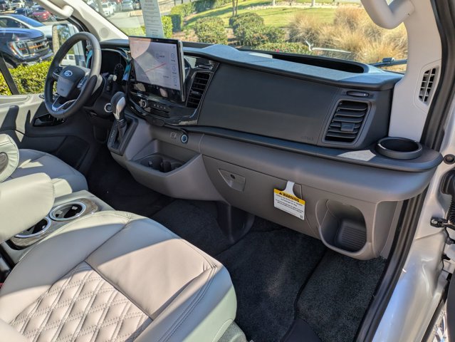 2025 Ford Transit Base Image 23 of 42