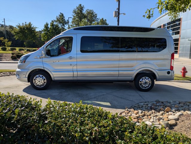 2025 Ford Transit Base Image 9 of 42
