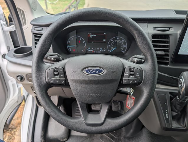 2025 Ford Transit Base Image 19 of 24