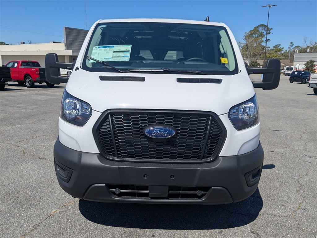 2025 Ford Transit Base Image 2 of 26