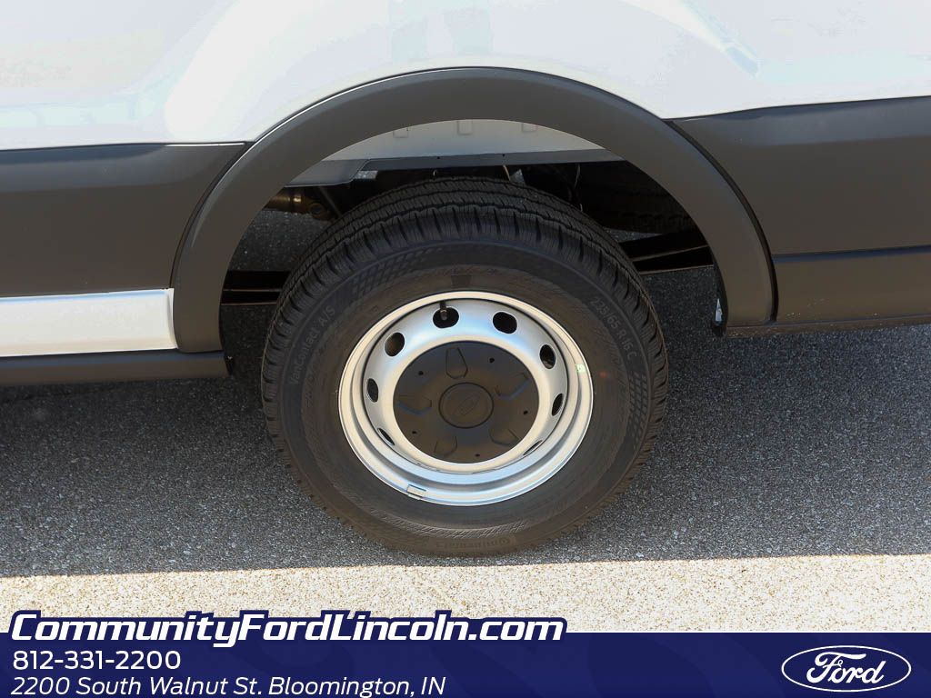 2025 Ford Transit Base Image 16 of 22